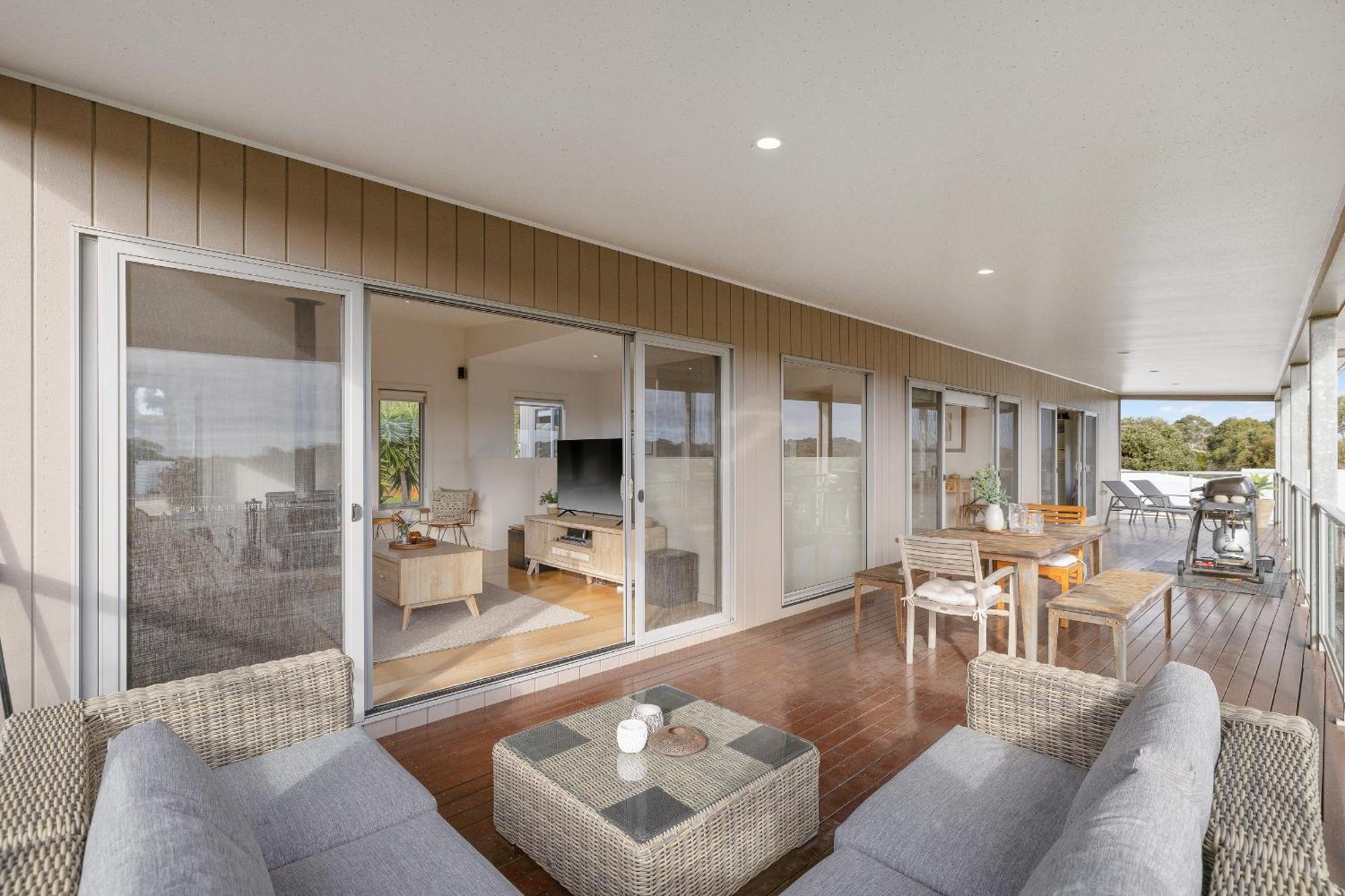 Вилла Saltwater Breeze Retreat Коув Экстерьер фото